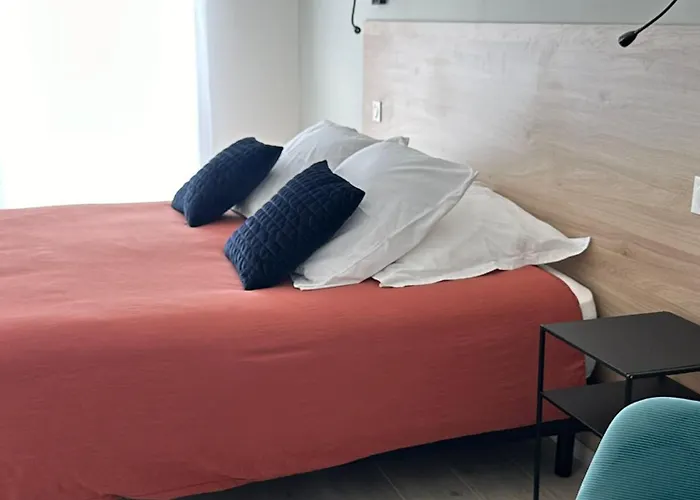 L'Obsidienne Chambres D'Hotes